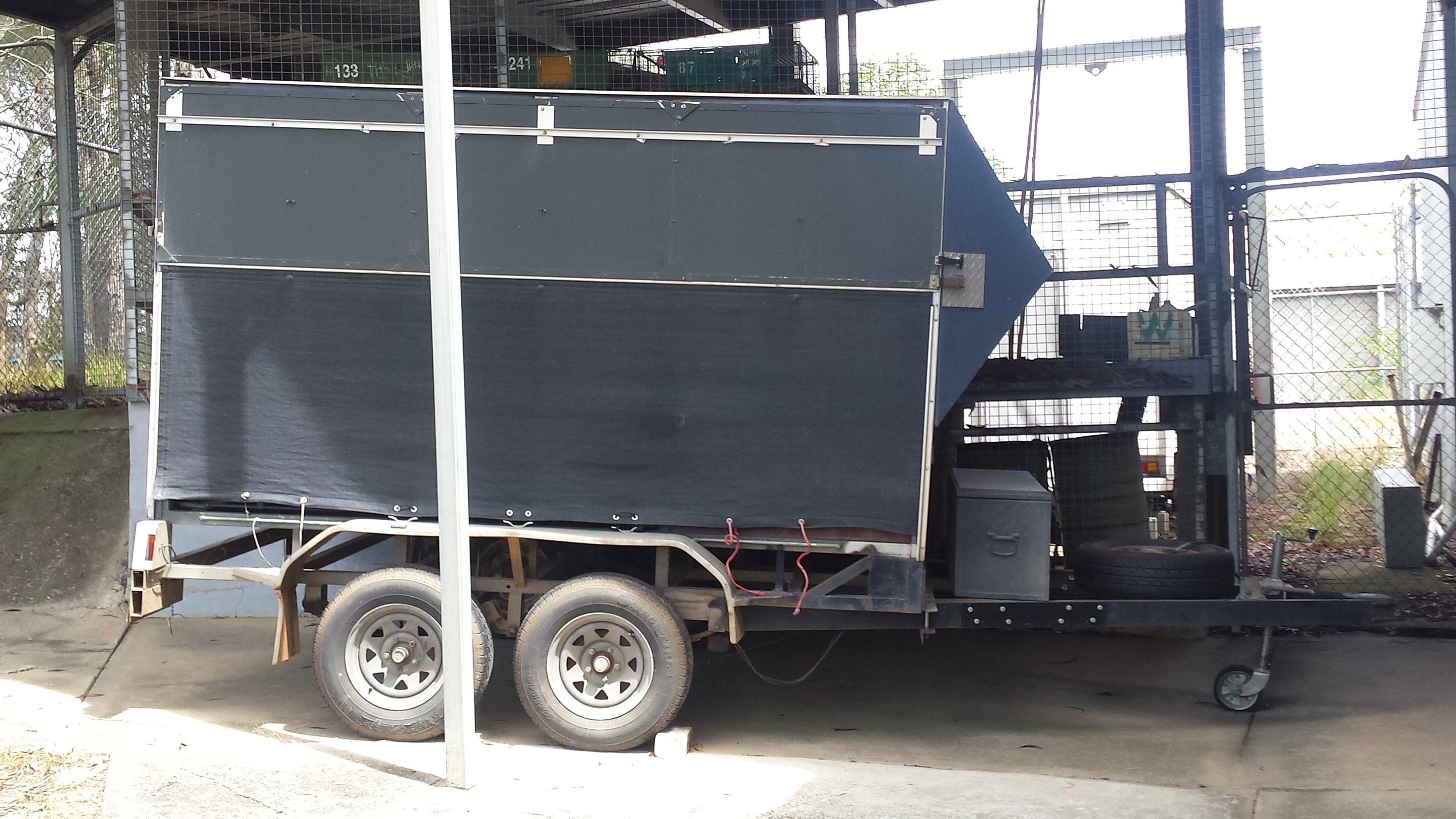 Trailer Trucks & Trailers Truck and Dog Trailer For Sale